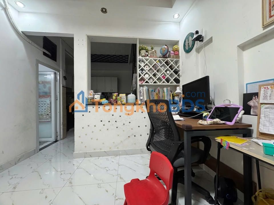 Nhà Nở Hậu Hoàng Văn Thụ, Tân Bình - 45m², 3PN, Sổ Hồng Giá 6.05 Tỷ