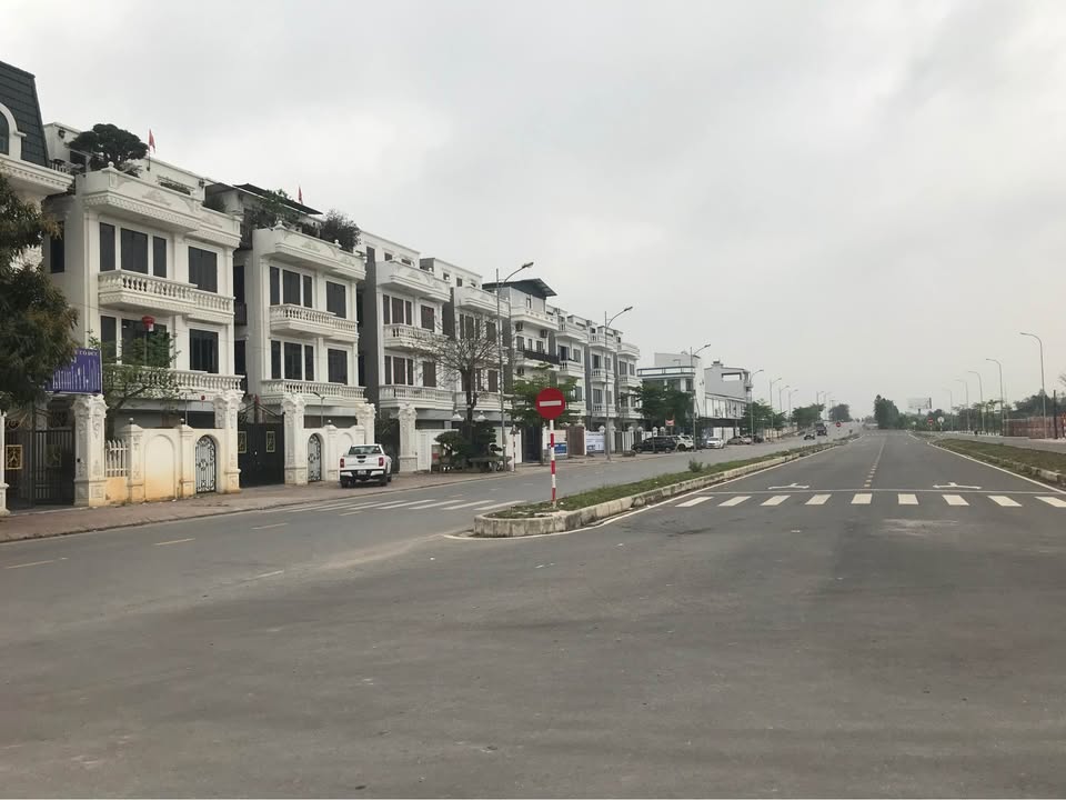 Bán gấp nhà xưởng Dabaco Bắc Ninh 330m² - Mặt tiền 10m, 11 tỷ