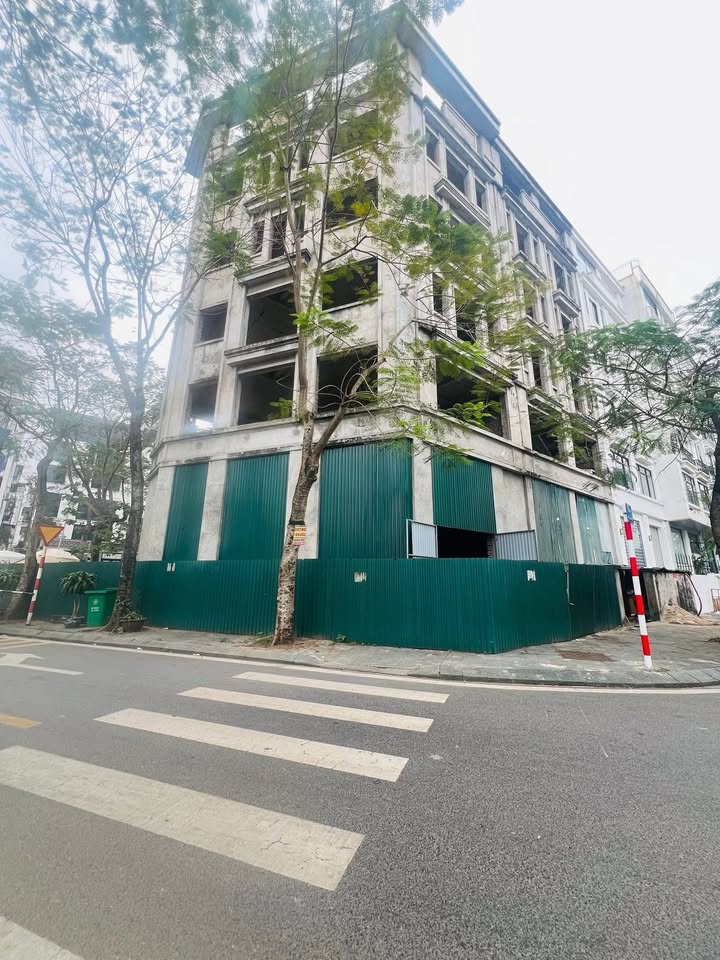 Nhà Mặt Phố Hoàng Như Tiếp, Long Biên - 123m², 7 Tầng, Giá 60 Triệu