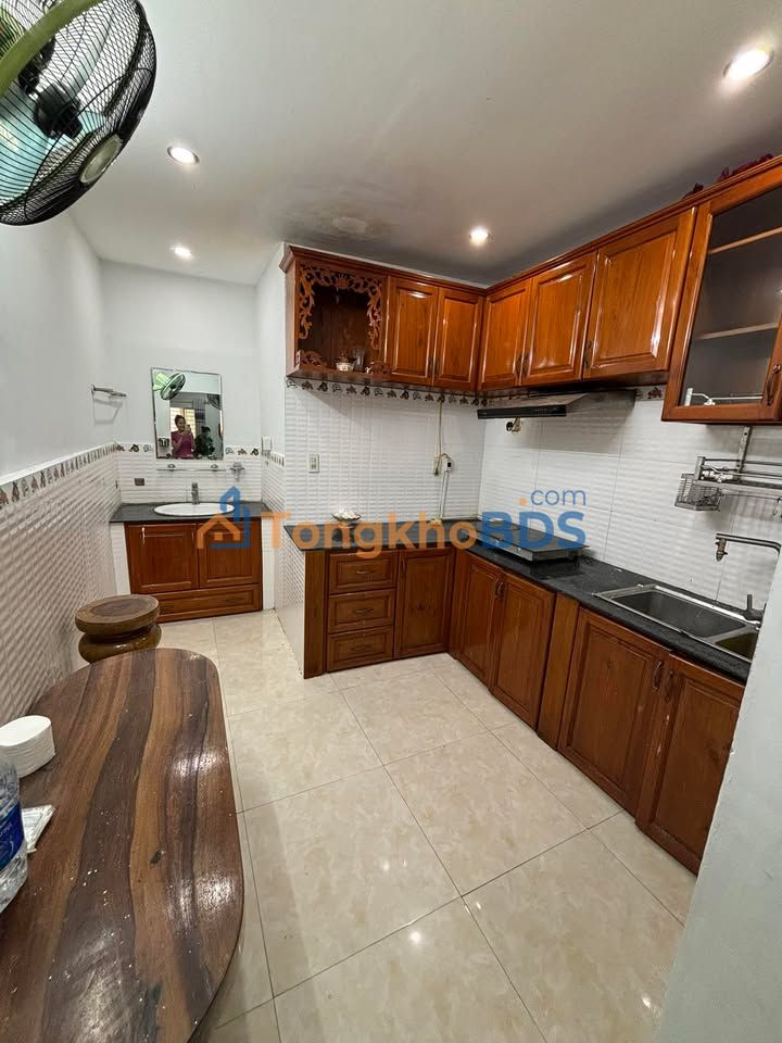 Nhà Nguyên Căn 3PN Full Nội Thất Hẻm Thống Nhất Nha Trang - Giá 6.5 Triệu