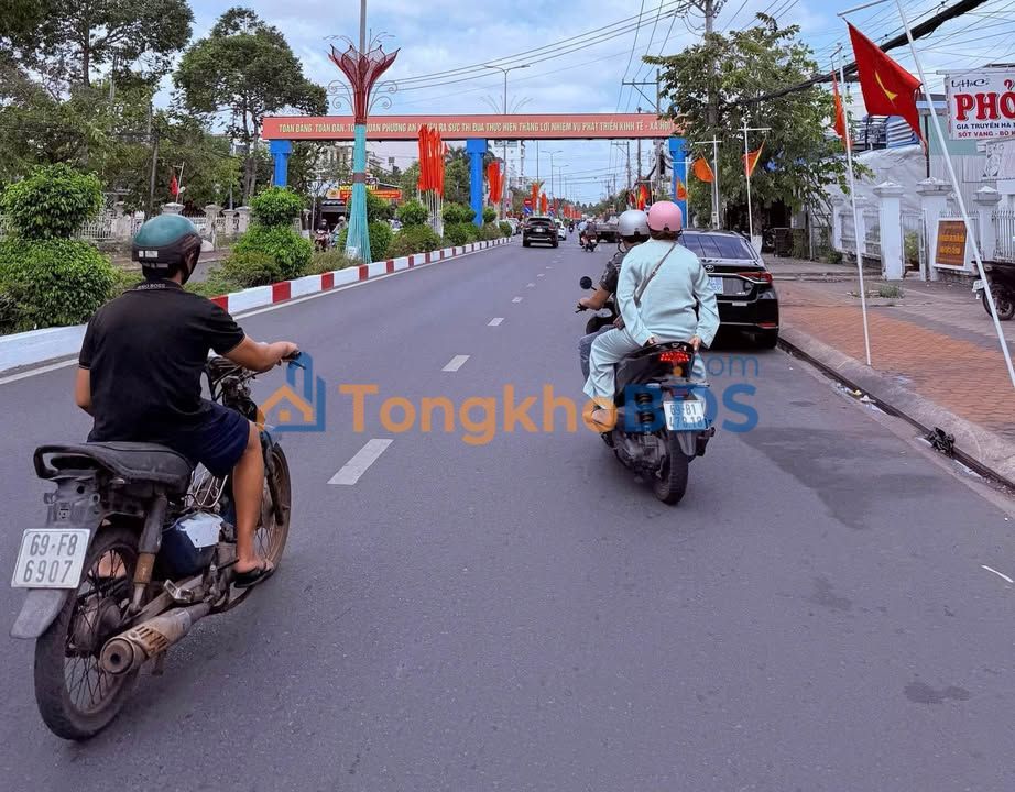 Bán Đất Tặng Nhà Ngô Quyền, Cà Mau - 92m² Trung Tâm, Kinh Doanh Đa Ngành