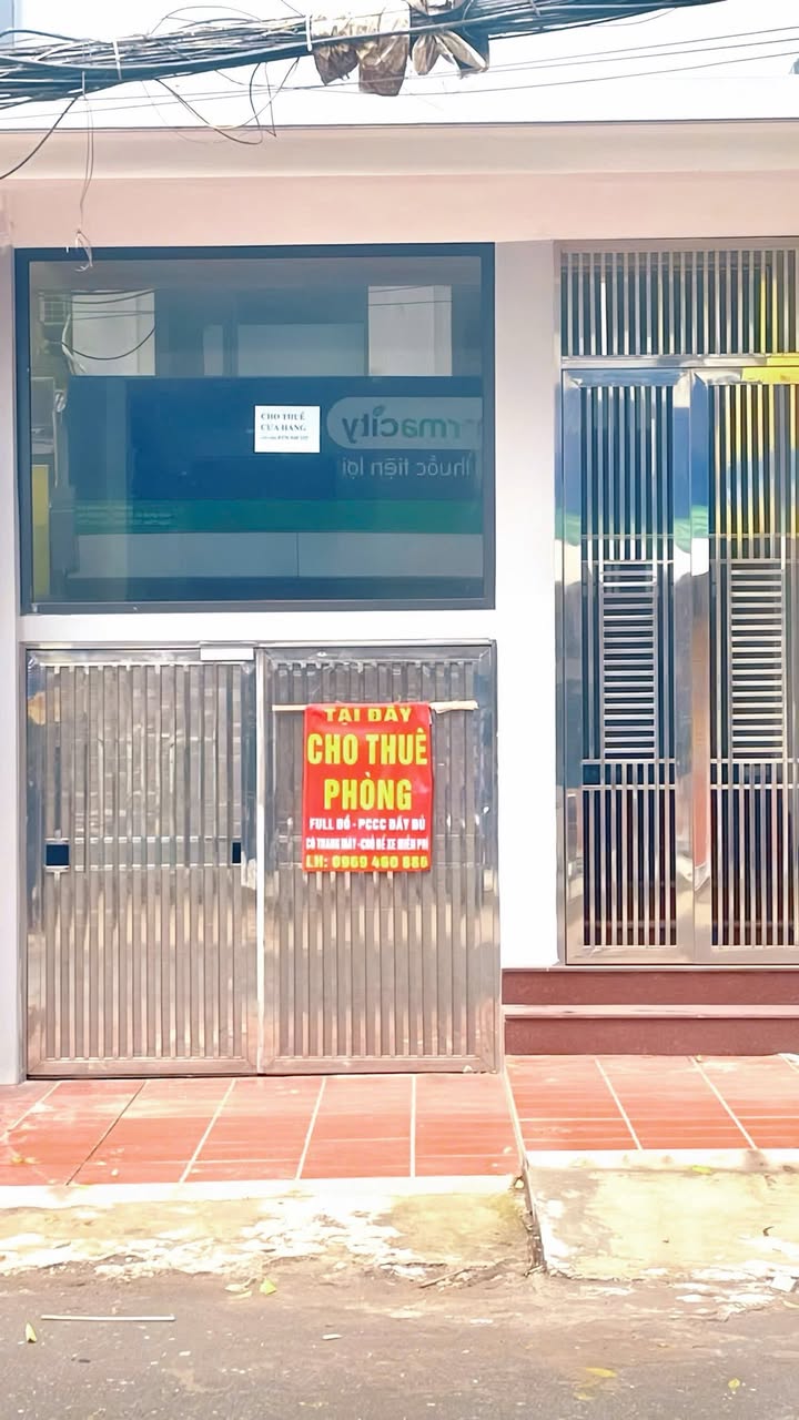 Cho thuê mặt bằng kinh doanh 30m² ngã 3 Biển Sắt, Long Biên - Giá tốt