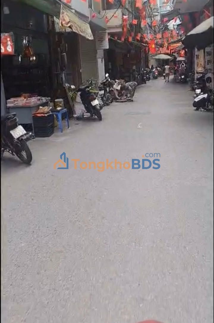 Nhà 43m² Trần Khát Chân, Hai Bà Trưng - Ô tô tránh, Giá đầu tư F0