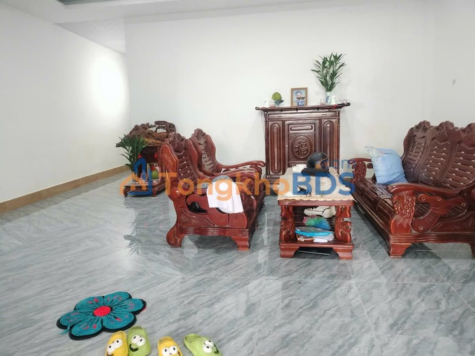 Nhà 120m² Vĩnh Thái, Nha Trang - Giá 999 Triệu, Sổ Giấy Tay