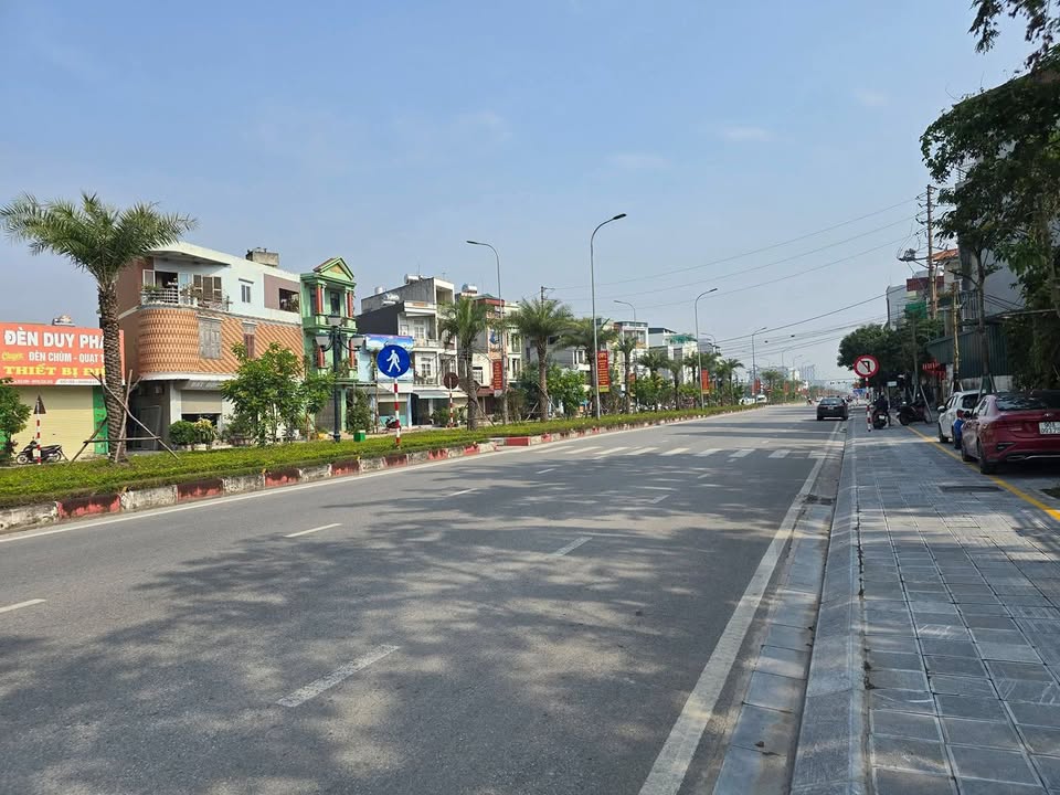 Bán đất mặt tiền 42m Kim Bảng, Hà Nam - 77m², Hướng Tây Bắc