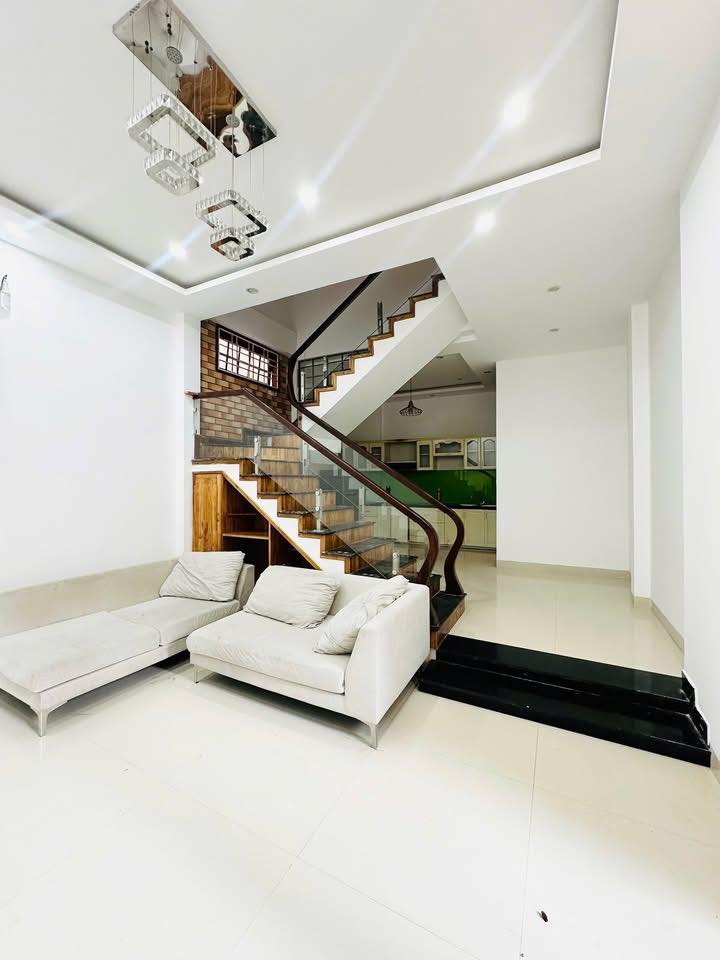 Nhà 3.5 Tầng Kiệt Lê Lai, Đà Nẵng - Dòng Tiền 20 Triệu/Tháng