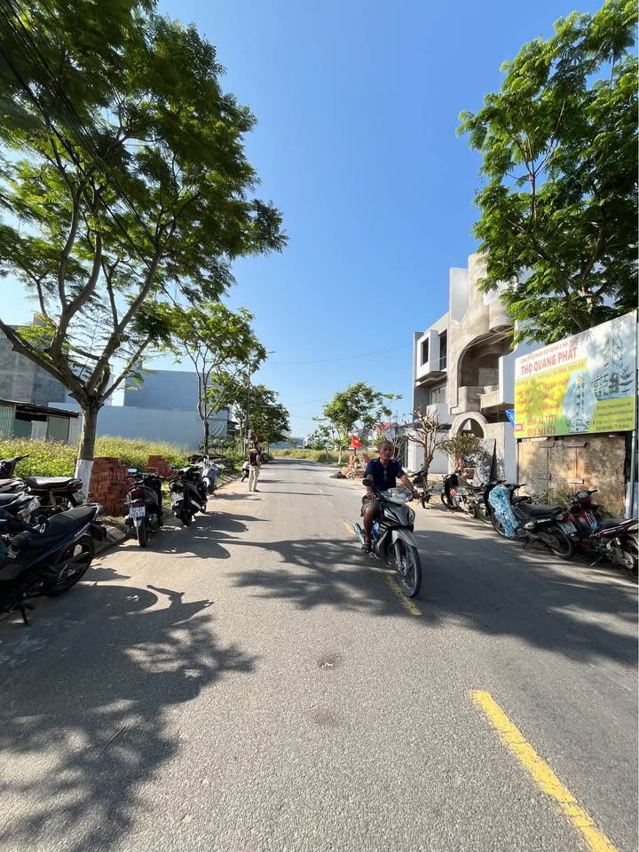 Đất Biển Non Nước 90m² - Mặt Tiền 7.5m, Hướng Tây - Giá Đầu Tư 5.8 Tỷ