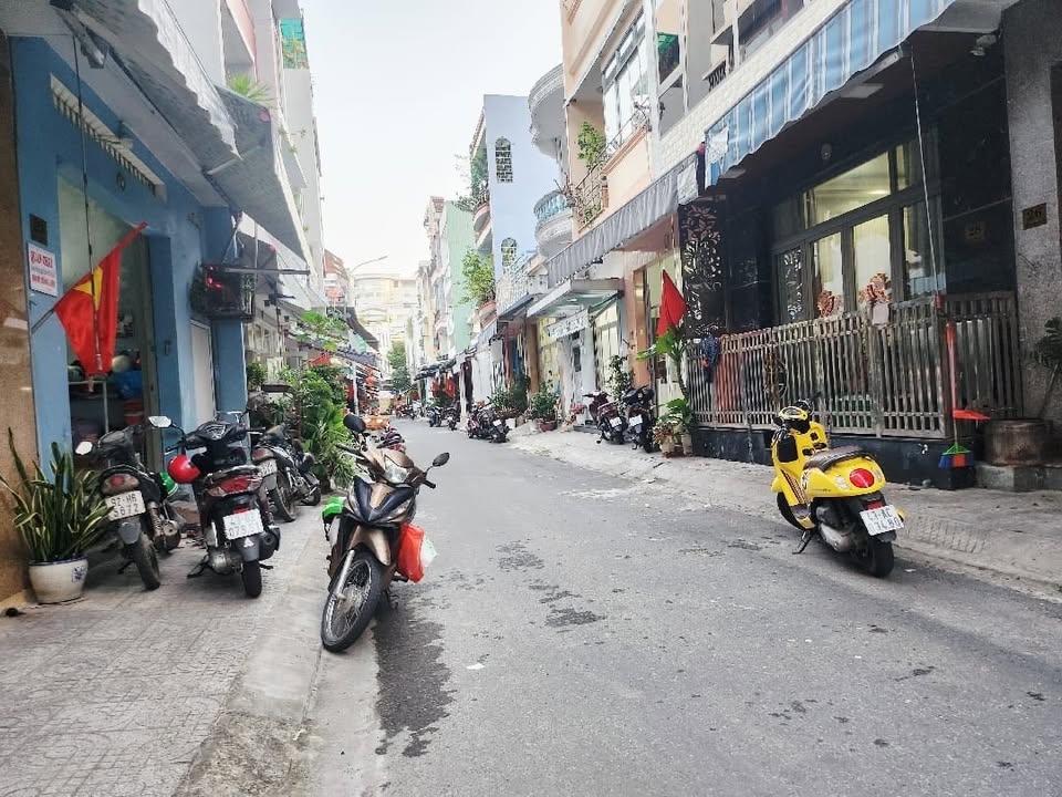 Nhà 3 Tầng Mặt Tiền Bàu Hạc 7, Đà Nẵng - 53.5m² - 7.5 Tỷ