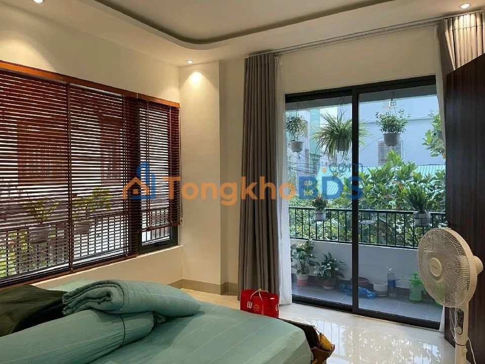 Nhà Góc 2 Mặt Tiền Hải Châu 130m² - 3 Tầng Mới Đẹp - Giá 13 Tỷ