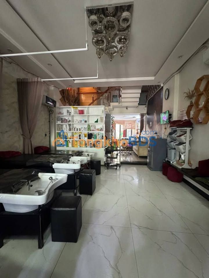 Nhà 3 Tầng Mặt Tiền Bắc Sơn, Đà Nẵng - Kinh Doanh Đắc Lợi, View Công Viên