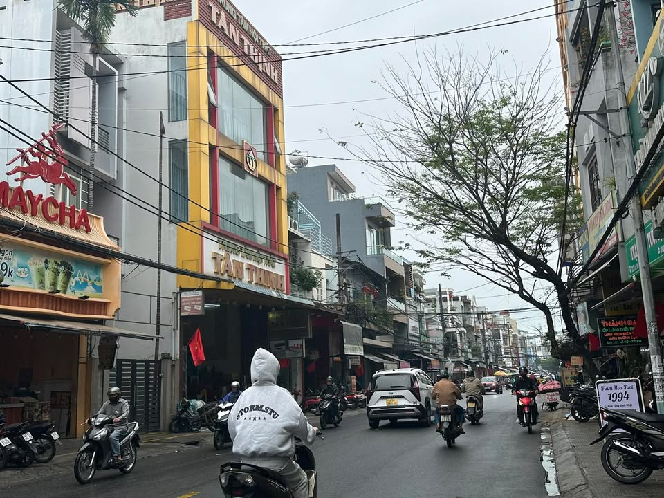 Nhà Mặt Tiền Lê Độ, Đà Nẵng - 120m², 3 Tầng, 12 Tỷ - Nở Hậu