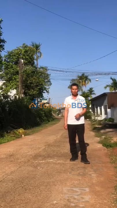 Đất 2 Mặt Tiền Sổ Đỏ 320m² Ngay Bùng Binh Sân Bay BMT - Giá Tốt