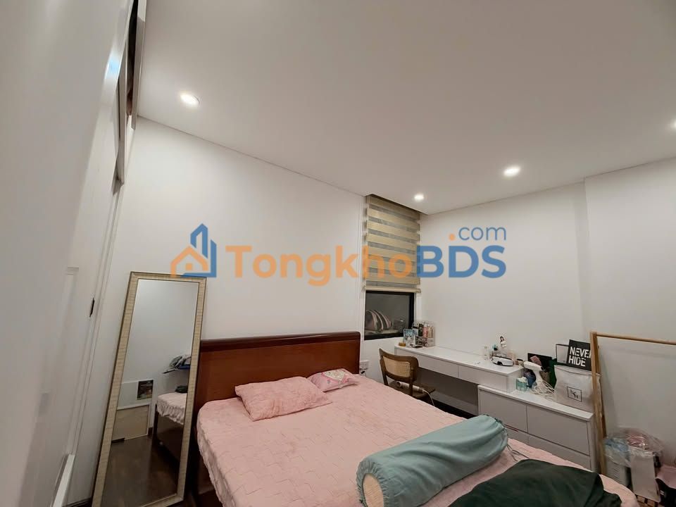 Chung cư Eco City Long Biên 74m² - Sổ đỏ sẵn sàng, gần Marie Curie