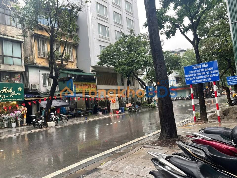 Tòa Văn Phòng Mặt Phố Cổ Hoàn Kiếm 133m² - Dòng Tiền 13 Tỷ/Năm