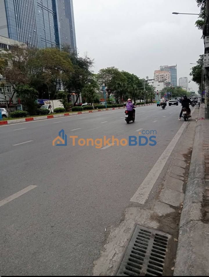 Nhà Mặt Phố Hoàng Quốc Việt 54m² - Kinh Doanh Đỉnh Cao - 36.5 Tỷ