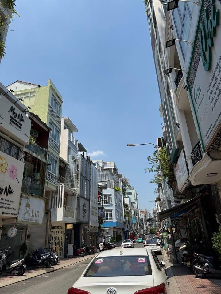 Nhà Mặt Tiền Kinh Doanh Quận 3, 27m² - 13.8 Tỷ (TL) - Sẵn Sàng Cho Thuê