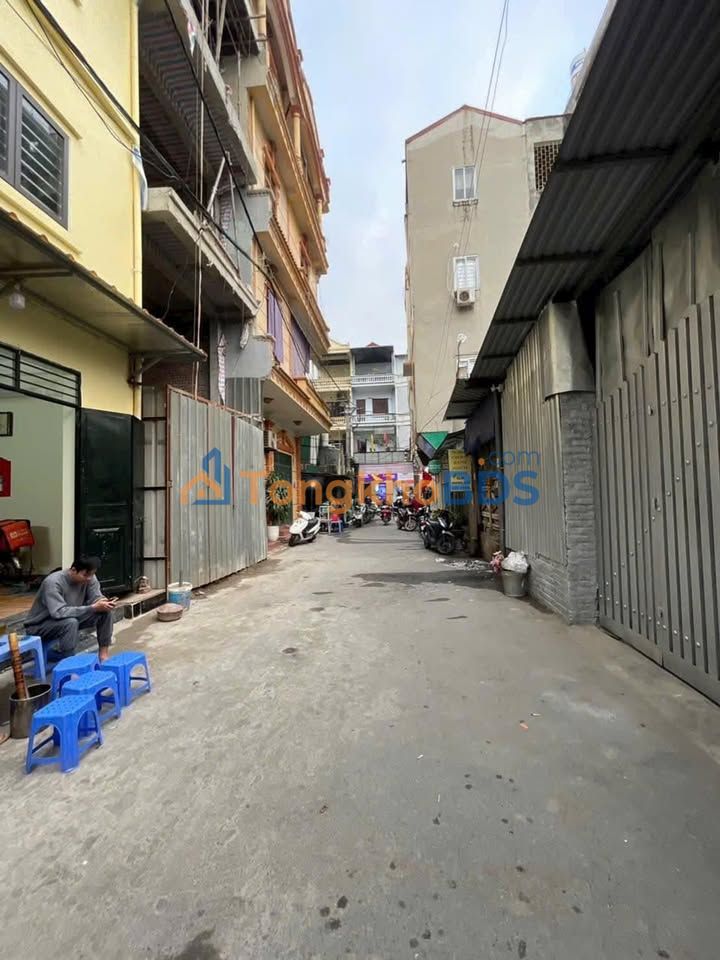 Nhà 42m² 4 Tầng, Ô tô Tránh, Gần Lê Hồng Phong, Hà Đông - Sẵn Sàng Giao Dịch