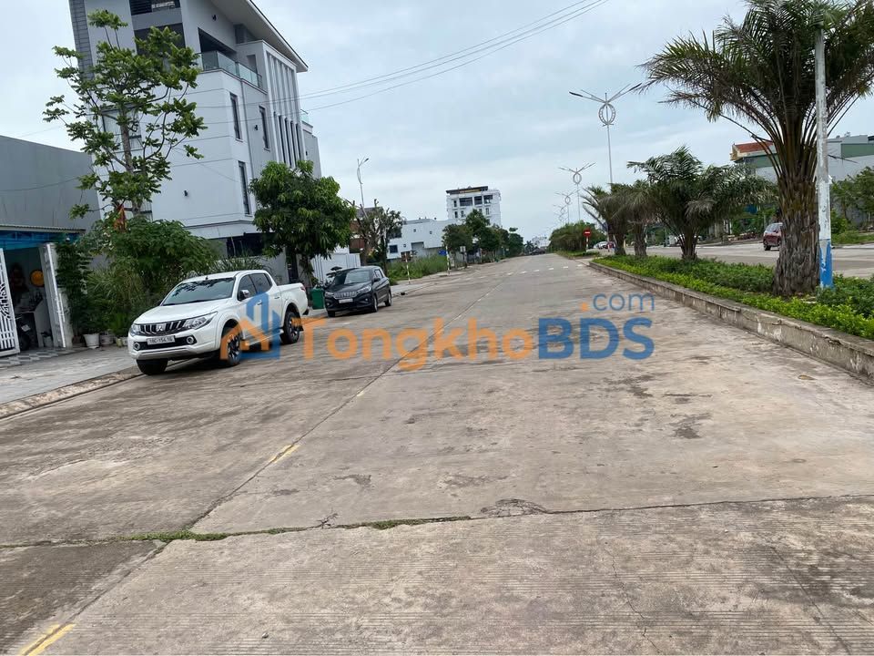 Đất nền Móng Cái 101.4m² hướng Tây Nam - Giá hơn 3 tỷ, vị trí đắc địa