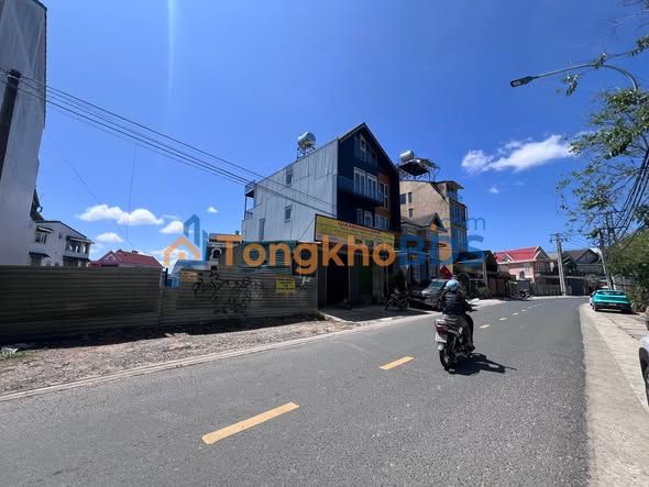 Nhà P.8 Đà Lạt 95m² 16 tỷ - Ô tô vào tận nhà