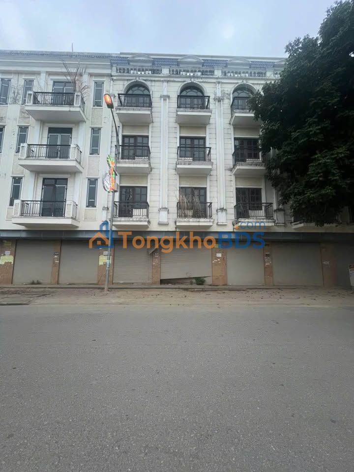 Bán Gấp 2 Căn Nhà Liền Kề Phố Mới Lào Cai - 115m² - Xây Thô Sẵn Sàng