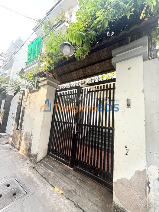 Nhà mặt tiền Tôn Thất Thuyết Q4 143m² 13.5 tỷ - Bán gấp