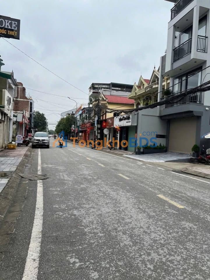 Nhà phố 3 tầng Đốc Thiết, Vinh - 111.4m² - Kinh doanh đắc lợi, 4PN