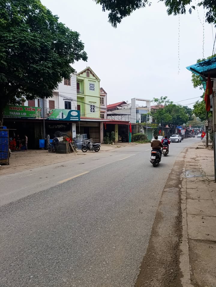 Đất nền Đô Lương, Nghệ An 200m² - Sổ đỏ sẵn sàng, ô tô vào tận nơi