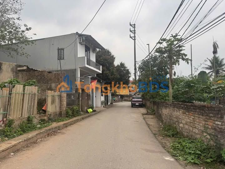 Bán Gấp Đất Nền 97.5m² Đường Vũ Thế Lang, TP Hòa Bình - Sổ Đỏ Rõ Ràng