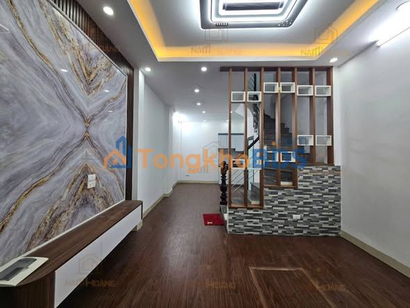 Nhà 35m² Quang Lãm, Hà Đông - Ô tô vào nhà, 5.9 tỷ