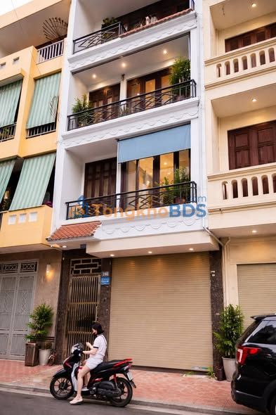 Nhà Liền Kề Kinh Doanh Đắc Địa Hà Đông - 70m², 5 Tầng, Vỉa Hè Ô Tô Tránh