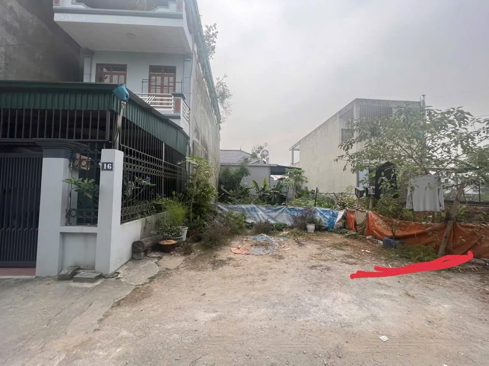 Đất nền Quang Trung Uông Bí 99m² - Ô tô vào tận nơi, giá chỉ 1.3 tỷ
