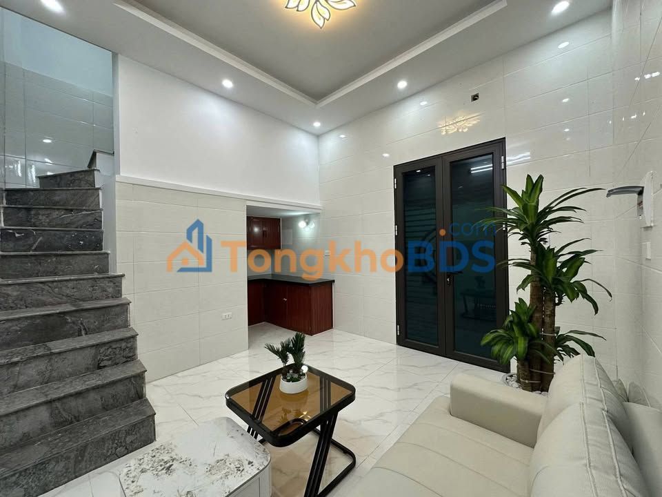 Nhà Lô Góc 23m² - 3 Tầng - 2 Ngủ - Thanh Xuân - Giá 2.98 Tỷ