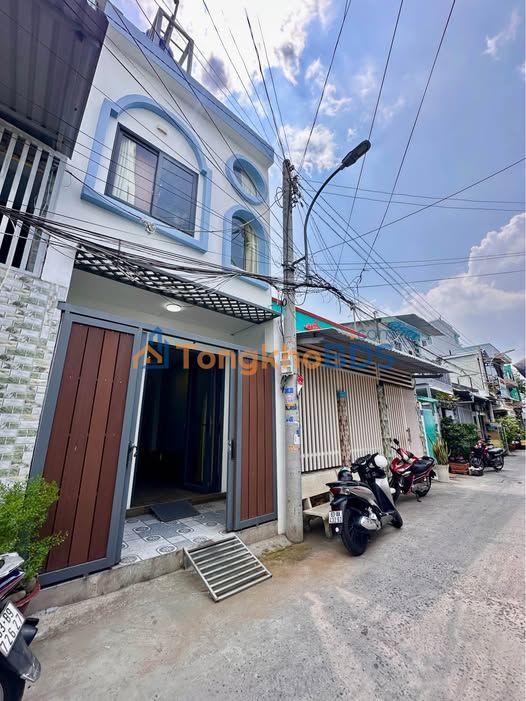 Nhà 2 Lầu Mỹ Tho - Hẻm Oto, Gần Chợ Cũ - 1.65 Tỷ