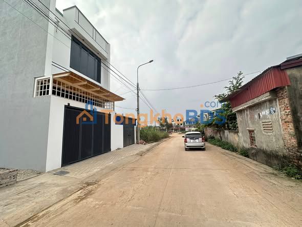 Đất nền Ao Dạ Dày Thái Nguyên 100m² 3 tỷ - Sổ đỏ chính chủ