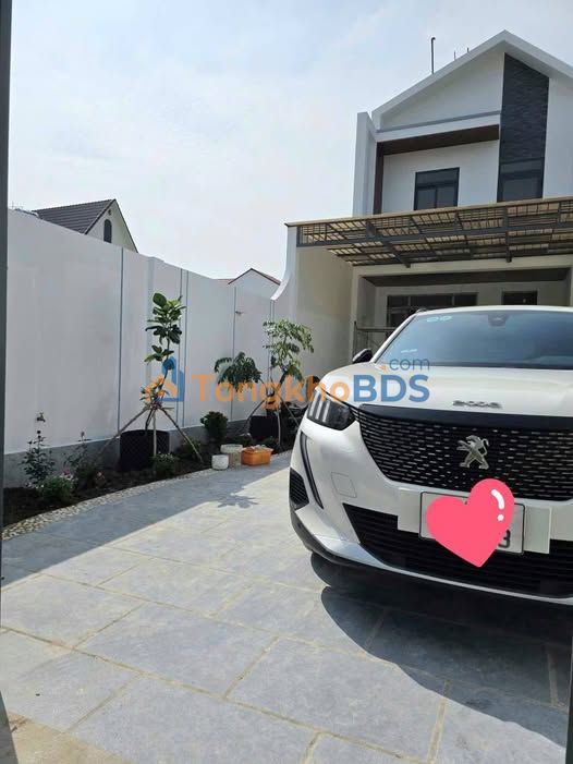 Nhà Đúc Thật Mỹ Tho - 110m², 3PN, Ô tô vào nhà, Giá 1.59 Tỷ