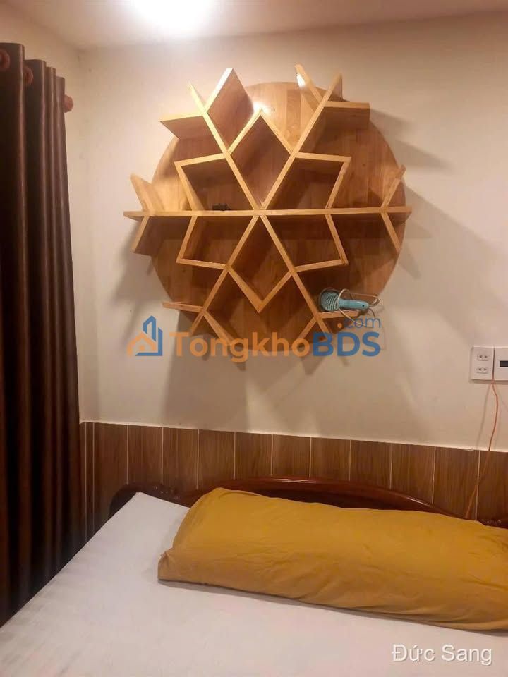 Nhà Cho Thuê Mặt Tiền Hoàng Diệu, Đà Lạt - 8 Triệu/Tháng, Sẵn Sàng Kinh Doanh