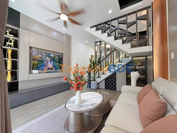 Nhà 5 Tầng Vân Canh 33m² (165m² sàn) Full Nội Thất - Sổ Đỏ Vuông Vắn 6.3 Tỷ