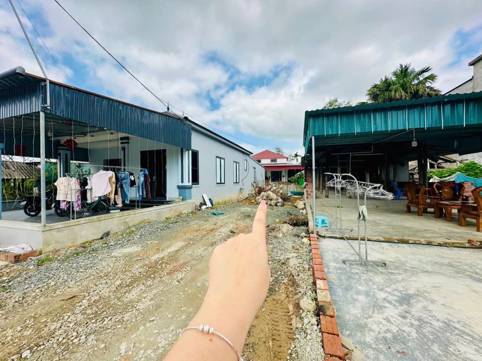 Đất nền 120m² Hà Huy Tập, Hà Tĩnh - Mặt tiền trục chính liên xã, giá 1 tỷ