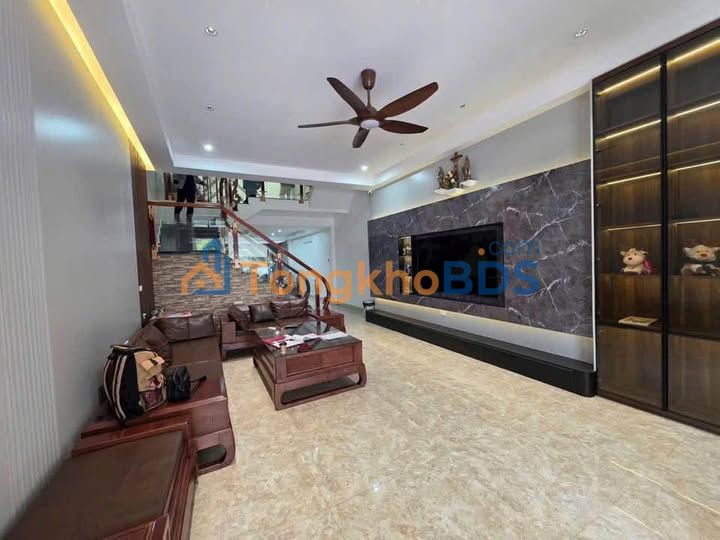 Nhà 3 Tầng Nam Ngạn 90m² - Full Nội Thất Cao Cấp, Giá 7 Tỷ