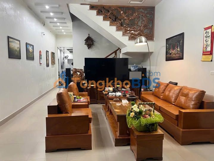 Bán Nhà 2 Tầng 125m² Gần Hồ Đội Cung, TP Thanh Hóa - Sẵn Sàng Dọn Vào Ở Ngay