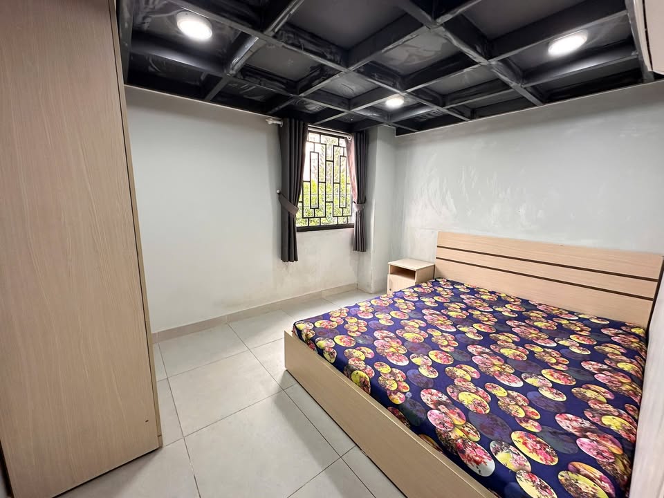 Nhà Nguyên Căn Bình Thạnh 24m² Giá 9.5 Triệu - Hẻm Rộng Xe Đậu