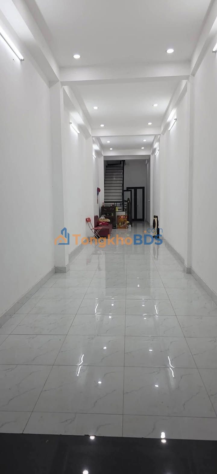 Cho thuê mặt bằng/nhà nguyên căn mặt tiền Chợ Đông Ba, Huế - Kinh doanh đắc lợi