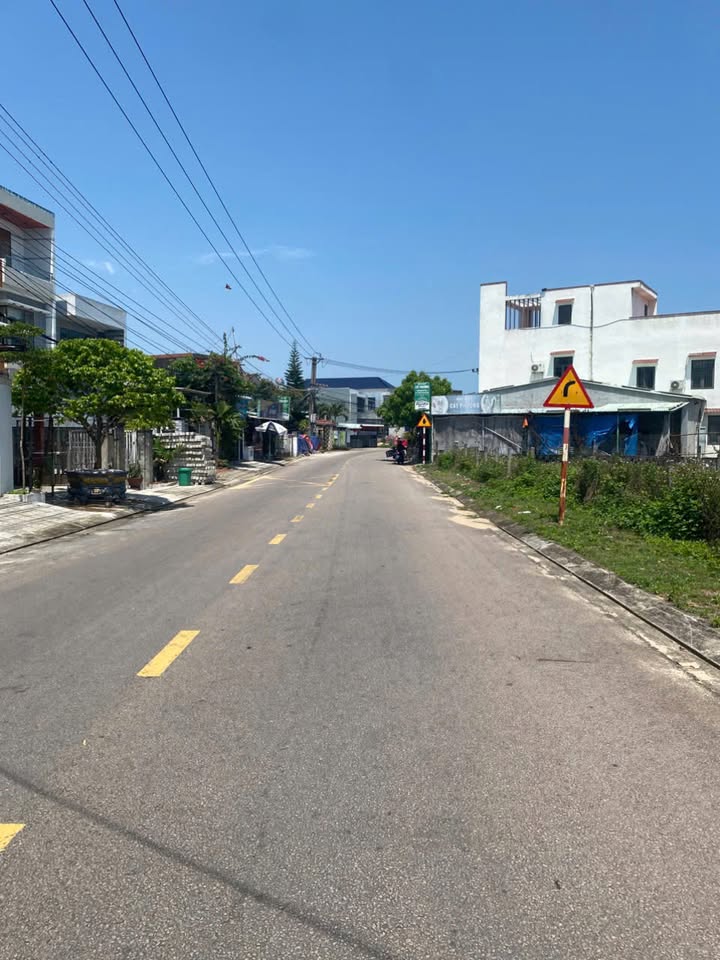 Đất nền mặt tiền Thanh Niên - Bình Minh, Quảng Nam 330m² - Giá đầu tư F0