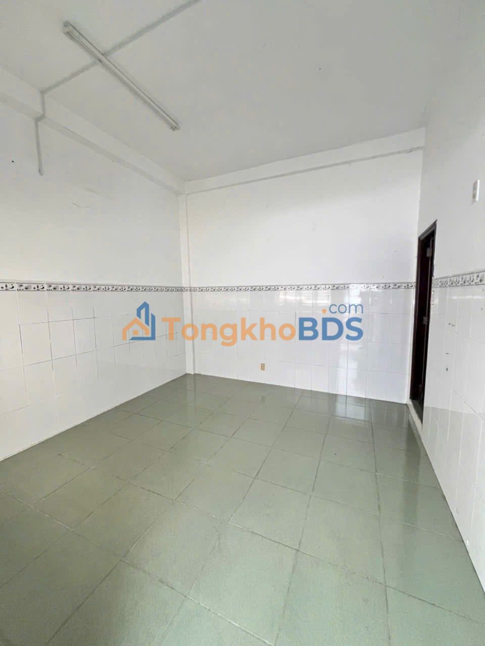 Nhà mặt tiền Lý Tự Trọng Cần Thơ 200m²/50 triệu - Vị trí đẹp
