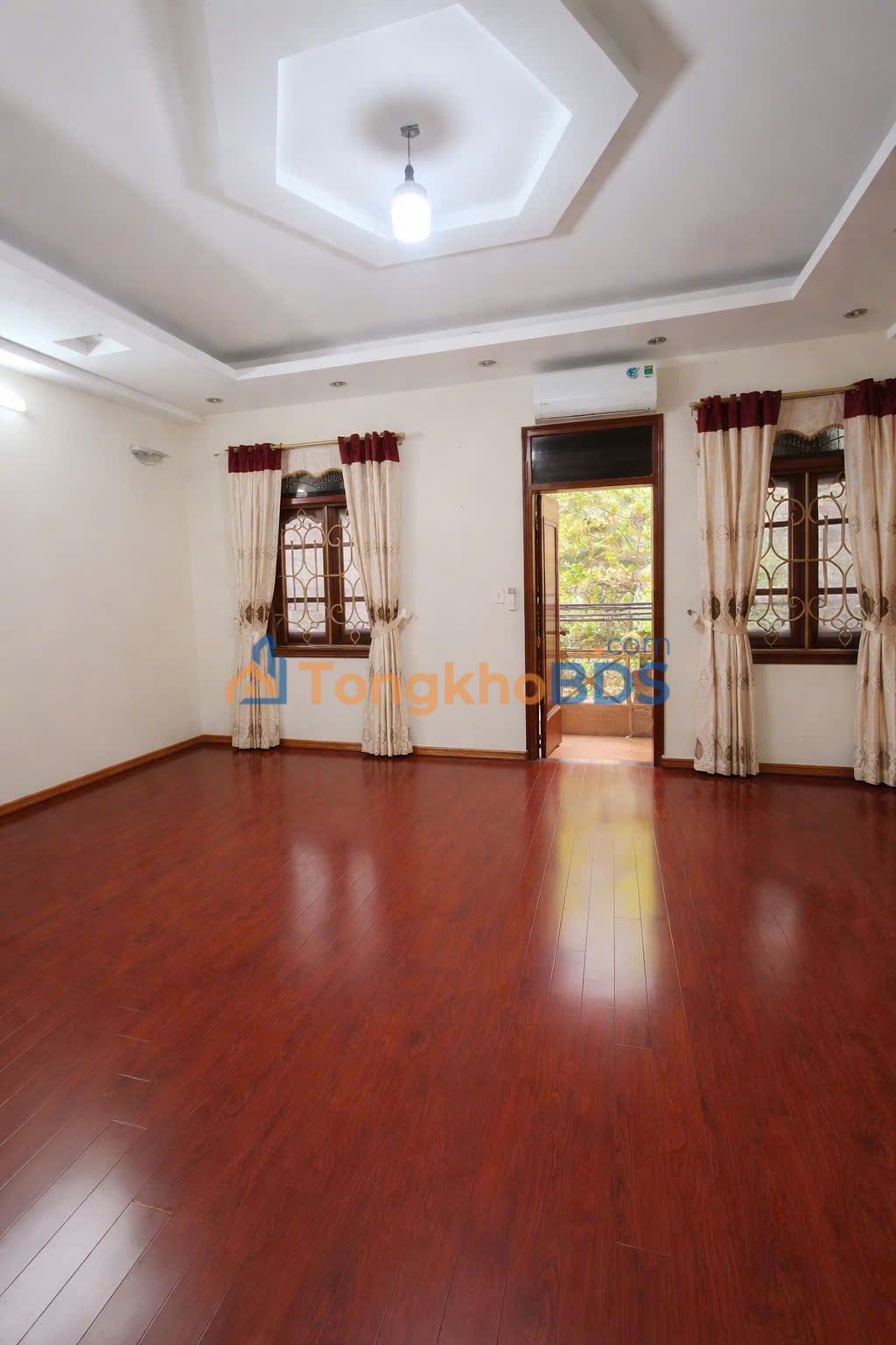 Cho thuê MBKD 165m² mặt tiền 6m Nguyễn Trãi, Thanh Xuân - Sẵn sàng vận hành