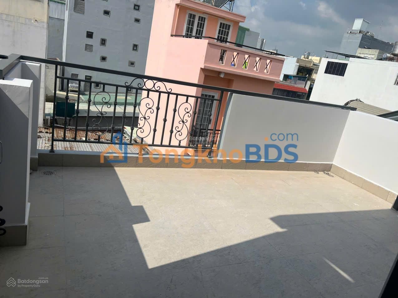 Cho thuê phòng trọ 14m² Ngã Tư Hàng Xanh, Bình Thạnh - Sẵn Sàng Ở Ngay!