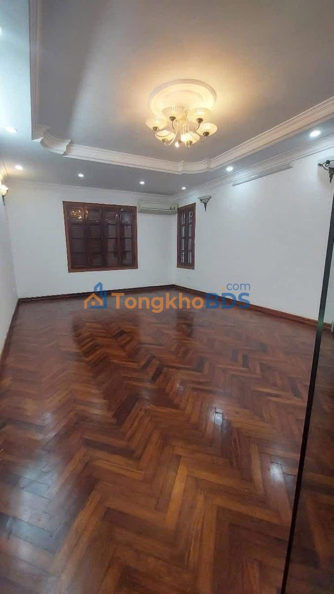 Nhà Phân Lô 90m² Ô Tô Tránh, 6 Tầng, Gara, Vỉa Hè - Quan Nhân, Cầu Giấy