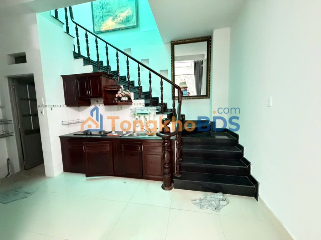 Nhà 50.9m² H.Bình Chánh, Thủ Đức - Giá 4.9 Tỷ, Hẻm Ba Gác Sẵn Ở