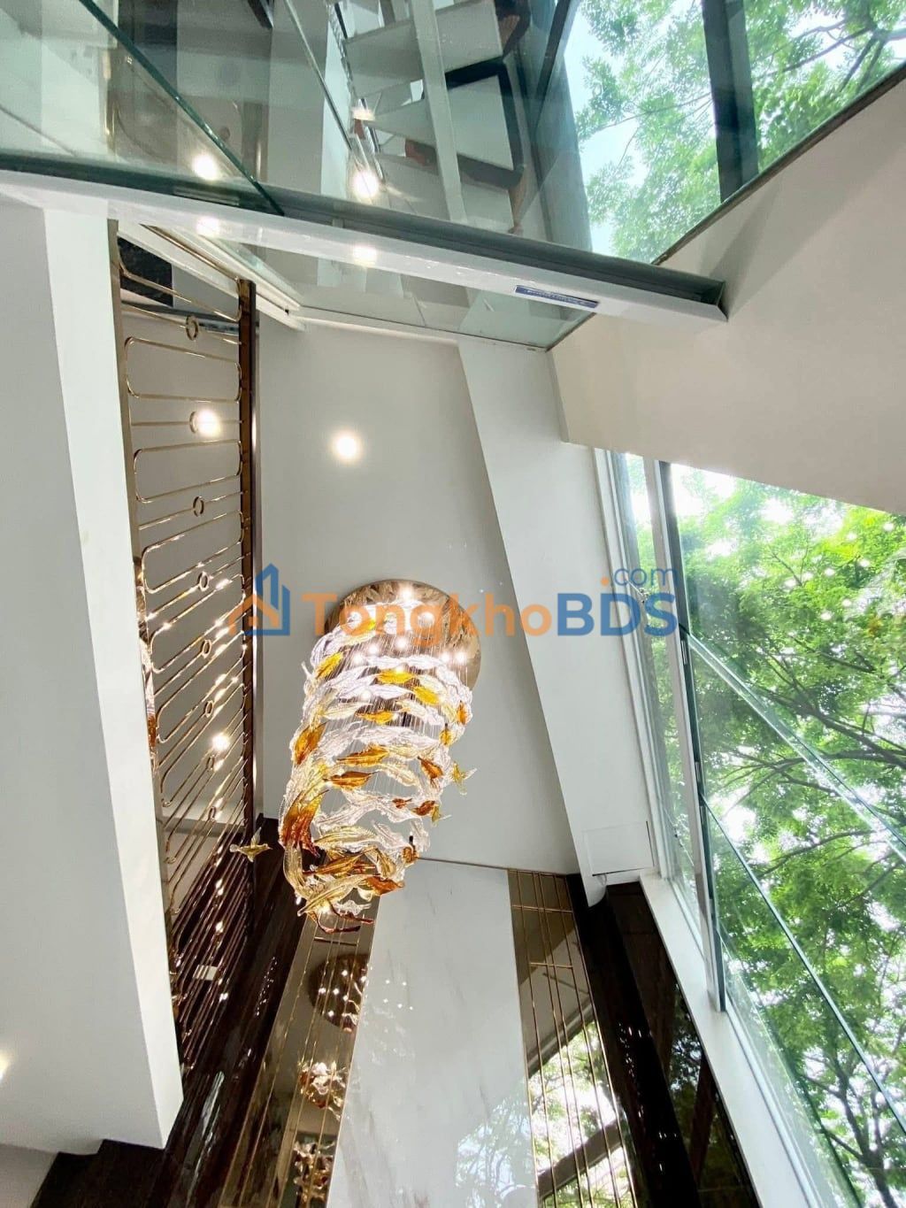 Tòa Nhà Kinh Doanh 9 Tầng Mặt Tiền 6.4m - Phạm Văn Đồng, Bắc Từ Liêm - 19.9 Tỷ