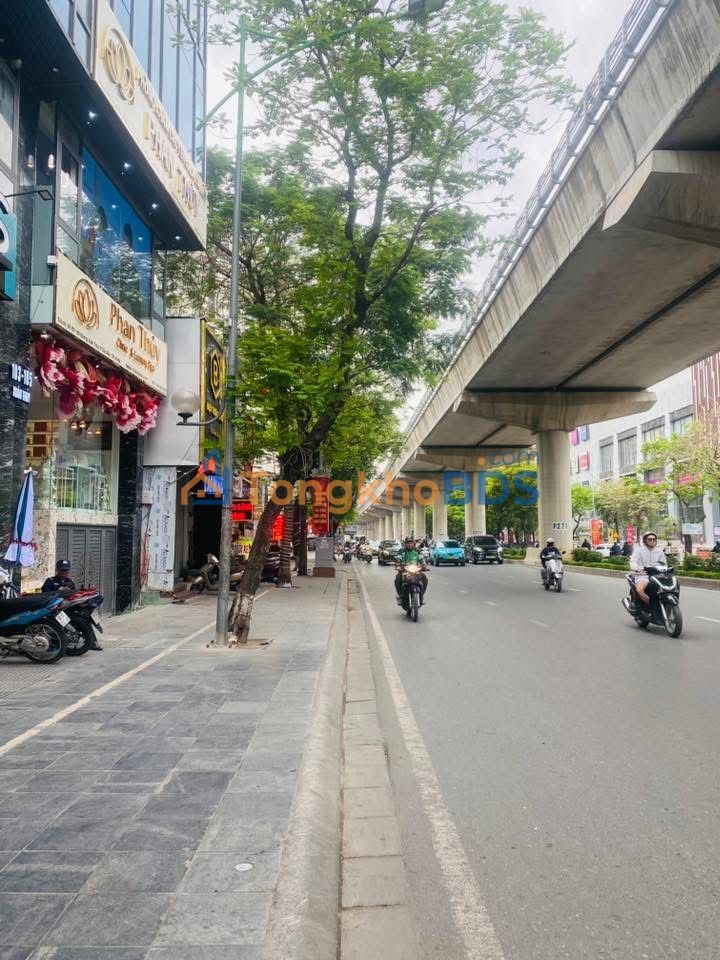 Nhà 7 Tầng Thang Máy Mặt Phố Xuân Thủy, Cầu Giấy - Kinh Doanh Đa Lợi